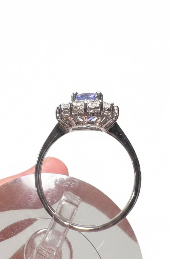 Blue sapphire diamond ring unheated